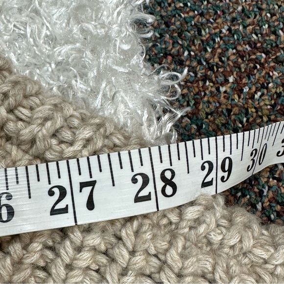 Victoria’s Secret Beige Chunky Knit Batwing Tunic Sweater Sz XS , S - Picture 9 of 10